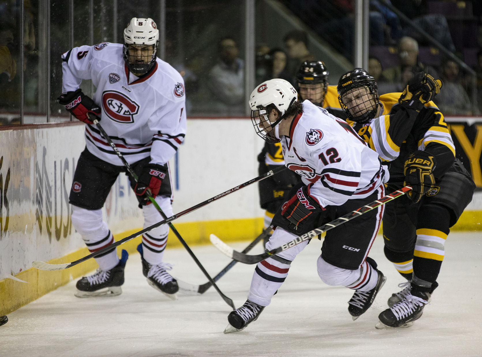 020820-s-CCHockey 04.jpg